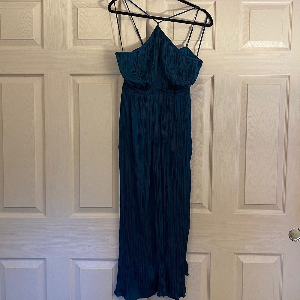 HALTER ELASTIC-WAIST JUMPSUIT
